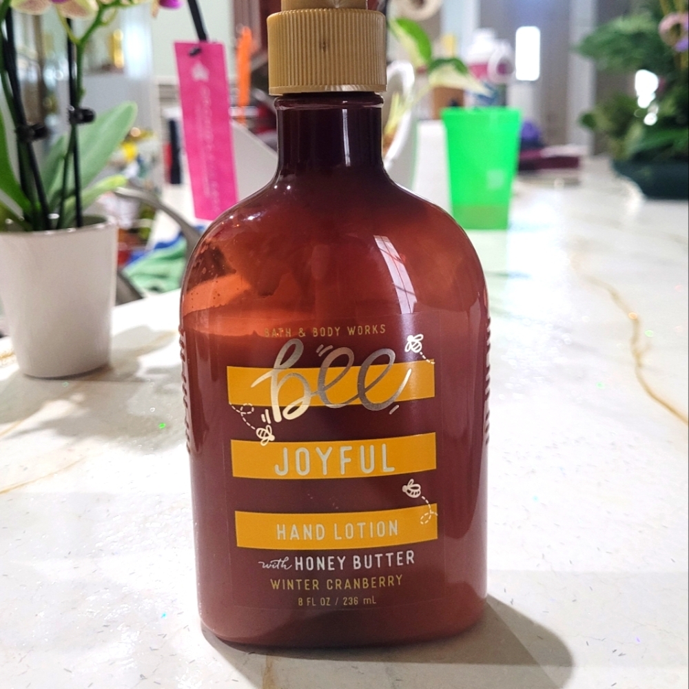 Bath body works hand lotion